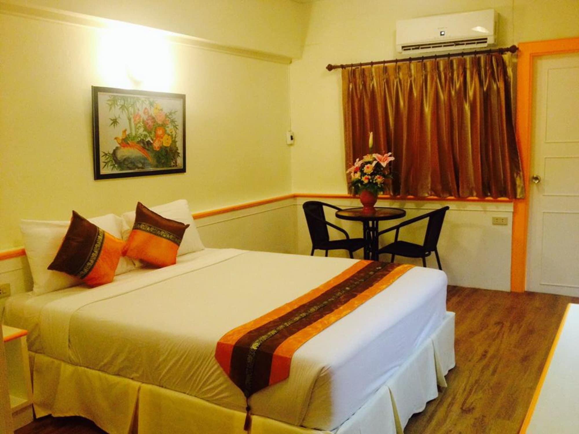 Asia Grand Hotel Hat Yai Bagian luar foto