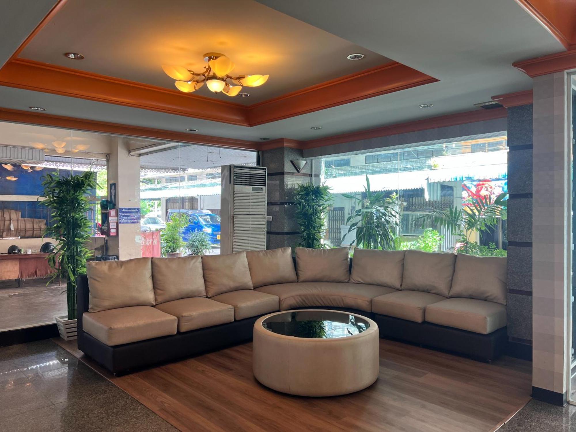 Asia Grand Hotel Hat Yai Bagian luar foto